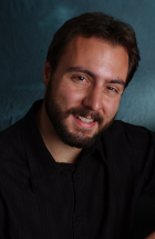 Headshot of Robert Glaubitz - creator and maintainer of The Aria Database
